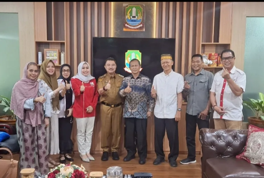 Pengurus PKBM beraudiensi dengan Wakil Wali Kota Bekasi